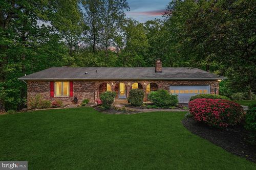 12203 Woodlark Ct, Manassas, VA, 20112-3501 | Card Image