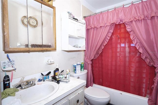 6812 E 21 St Ave, House other with 2 bedrooms, 1 bathrooms and null parking in TAMPA FL | Image 7
