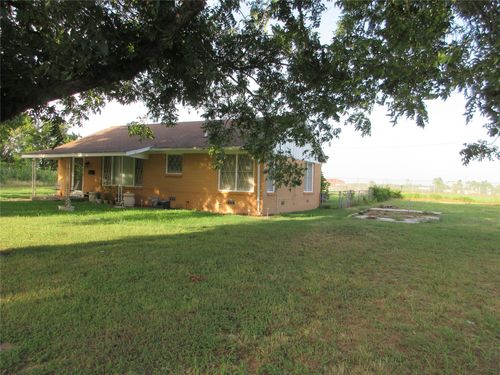 1-704 Wabash St, Marlin, TX, 76661-2561 | Card Image