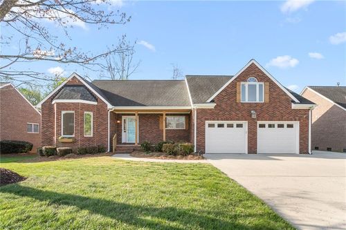 548 Little Creek Dr, Graham, NC, 27253-4446 | Card Image