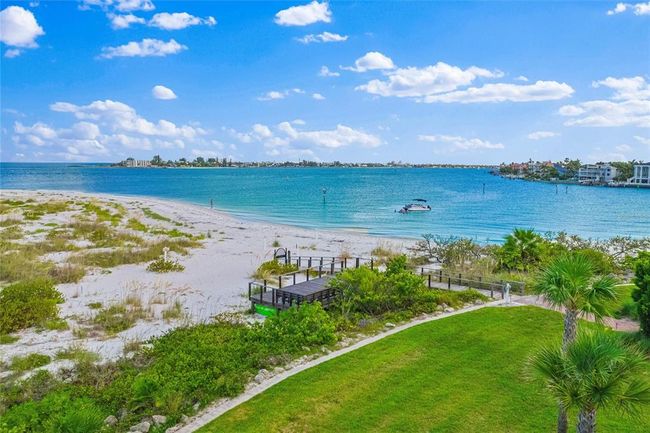 505 - 650 Collany Rd, Condo with 3 bedrooms, 4 bathrooms and null parking in Tierra Verde FL | Image 49