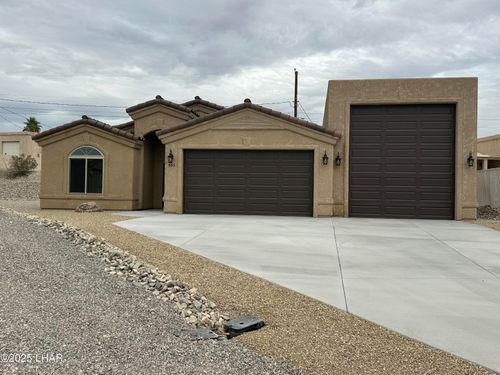 990 Hacienda Cir, Lake Havasu City, AZ, 86403-3017 | Card Image