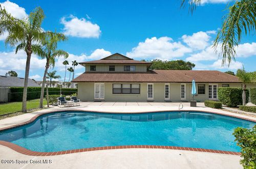 250 E Central Blvd, Cape Canaveral, FL, 32920-2608 | Card Image