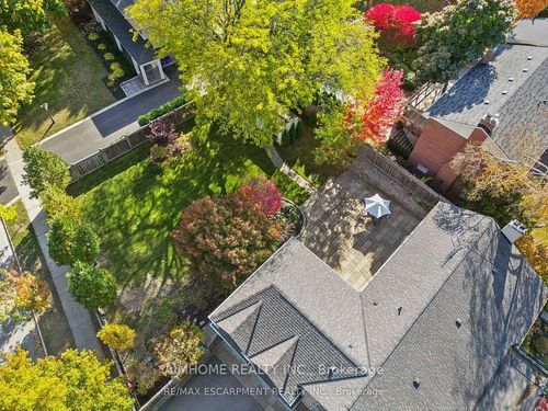 1300 Braeside Dr, Oakville, ON, L6J2A4 | Card Image