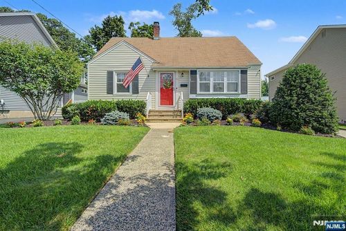 91 Lynwood Rd, Verona, NJ, 07044-1716 | Card Image