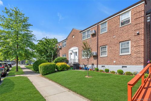 2-60-58 251st St, Little Neck, NY, 11362-2434 | Card Image
