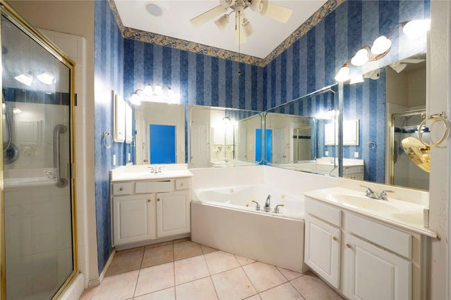 8201 Fountain Ridge Dr, House other with 4 bedrooms, 2 bathrooms and null parking in Plano TX | Image 24