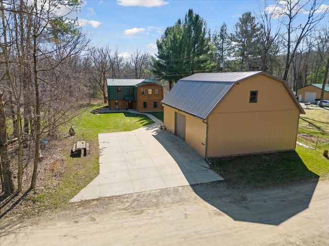 7952 Main St, House other with 3 bedrooms, 2 bathrooms and null parking in Newaygo MI | Image 12