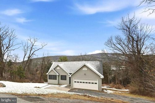 588 Apple Orchard Dr, LINDEN, VA, 22642-6242 | Card Image