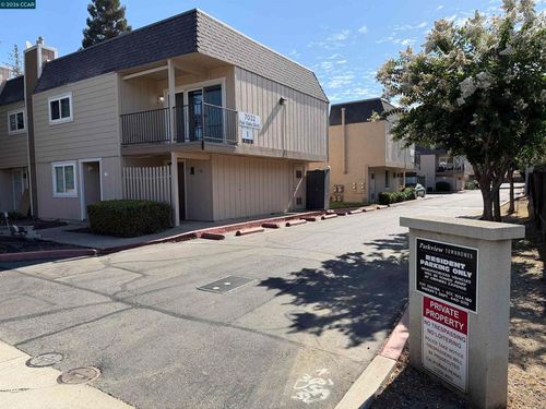 7032 Fair Oaks Blvd, Carmichael, CA, 95608-3334 | Card Image