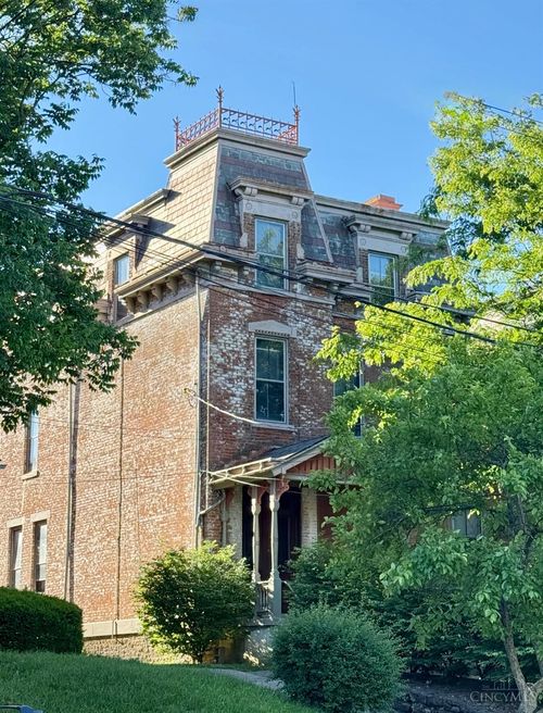 2410 Ashland Ave, Cincinnati, OH, 45206-2207 | Card Image