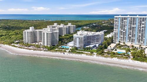 4bs-600 Grapetree Dr, Key Biscayne, FL, 33149-2754 | Card Image