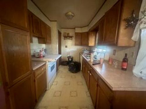2501 Vermillion St, Lake Station, IN, 46405-2609 | Card Image