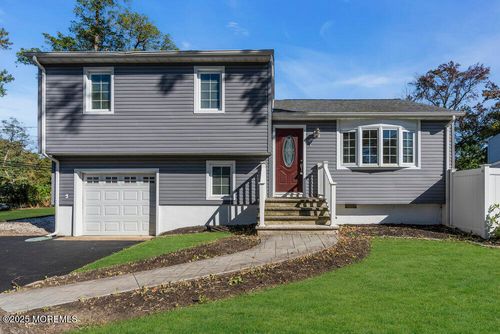 1 Salisbury Ave, North Middletown, NJ, 07748-6300 | Card Image