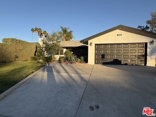 7656 Capistrano Ave, West Hills, CA, 91304-5402 | Card Image