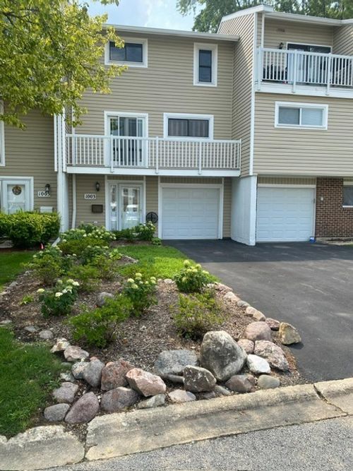 1003 Sandpiper Ct, Bartlett, IL, 60103-4849 | Card Image