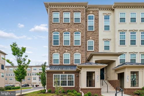 9625 Block St, LANHAM, MD, 20706-2586 | Card Image