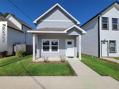 16684 E Ivanhoe, Montgomery, TX, 77316-6725 | Card Image