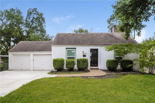 3101 Ne 56th St, Kansas City, MO, 64119-2641 | Card Image