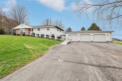 3561 Lower Elkton Rd, Leetonia, OH, 44431-9693 | Card Image