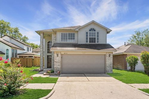 8519 Cold Lake Dr, Houston, TX, 77088-8046 | Card Image