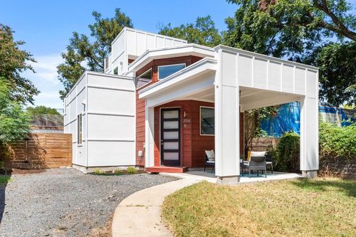 b-2514 E 4th St, Austin, TX, 78702-4712 | Card Image