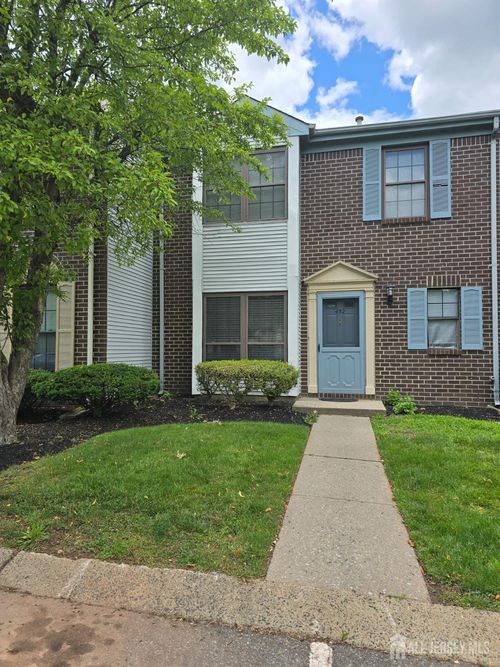 452 Harwick Ct, Piscataway, NJ, 08854-6228 | Card Image