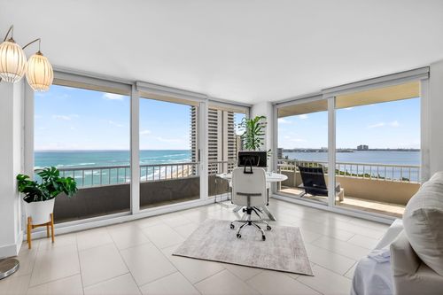 9b-5540 N Ocean Drive, Singer Island, FL, 33404 | Card Image