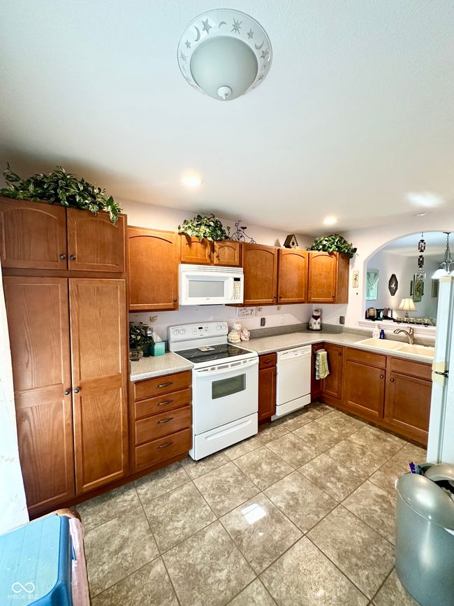 1003 Hilltop Commons Blvd, House other with 2 bedrooms, 2 bathrooms and null parking in Whiteland IN | Image 5
