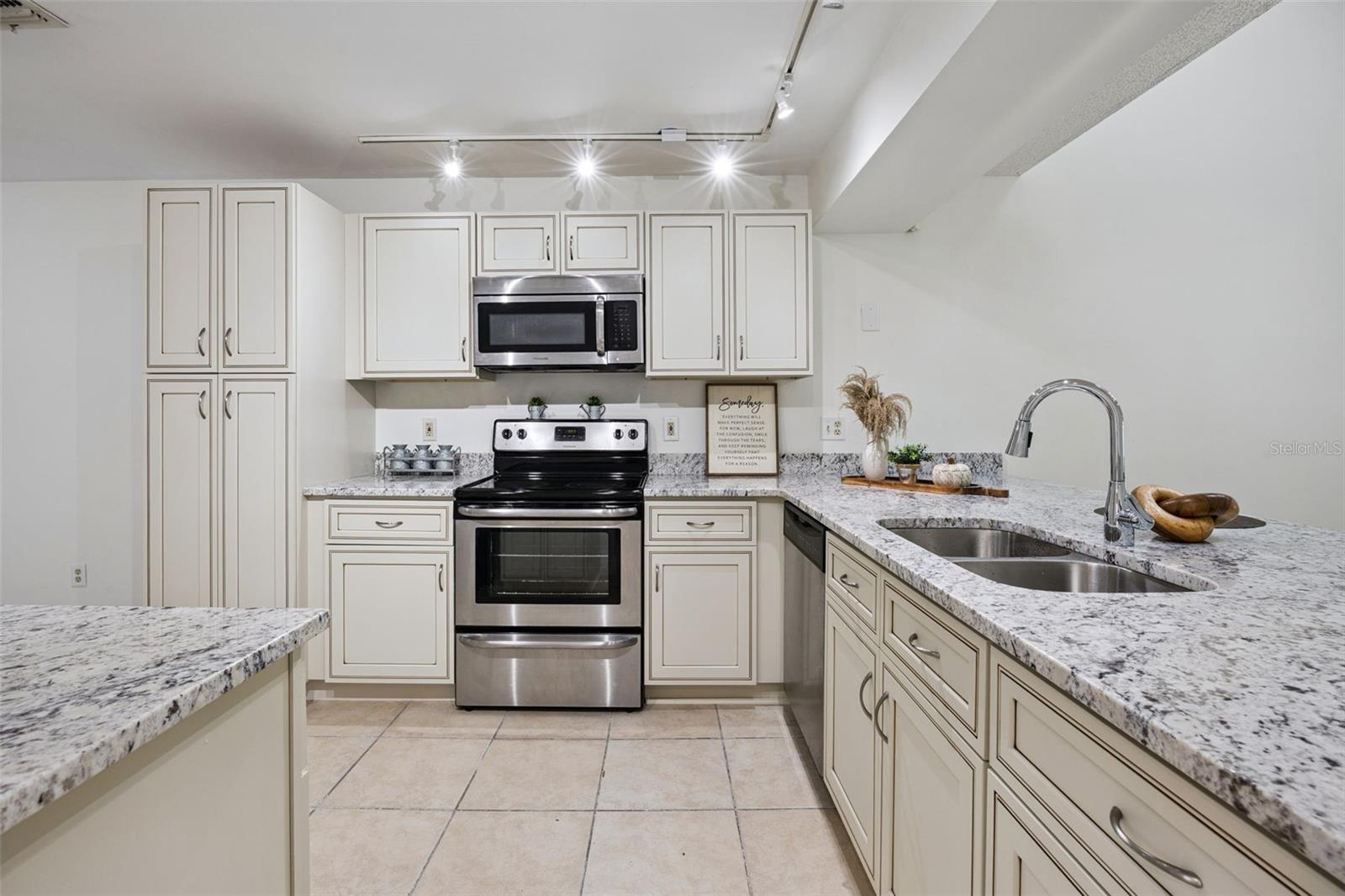 Residential in ORLANDO 2