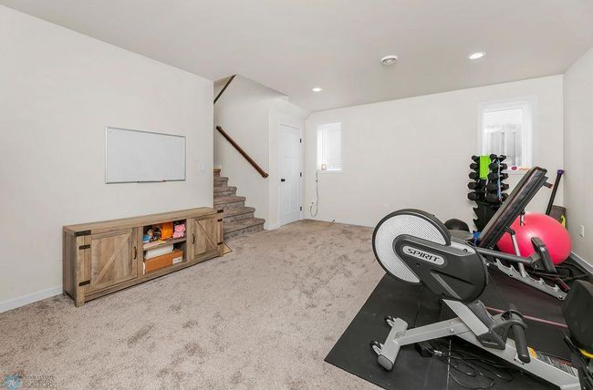 Lower Level - Family Room | Image 32