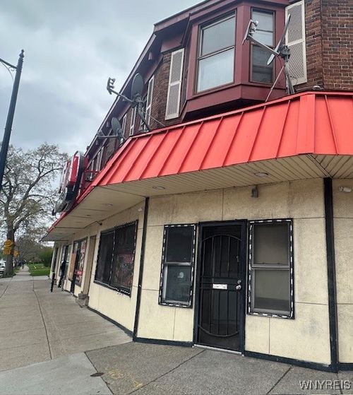 3-3172 Main St, Buffalo, NY, 14214-1313 | Card Image