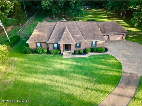 3579 Liscott Rd, Southaven, MS, 38672-6775 | Card Image