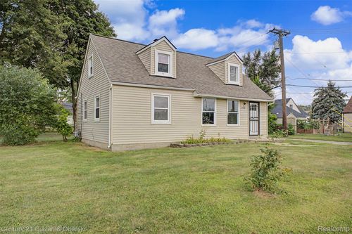 15026 Vivian St, Taylor, MI, 48180-5020 | Card Image