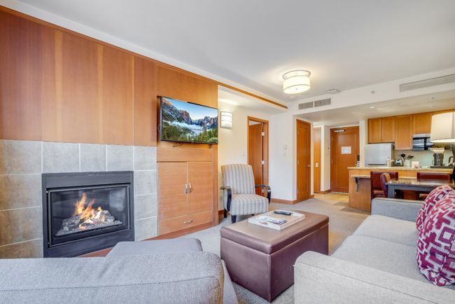 3311 - 4299 Blackcomb Way, Condo with 1 bedrooms, 1 bathrooms and 1 parking in Whistler BC | Image 6