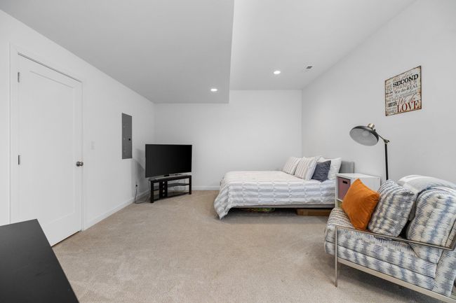 2946 Corston Rd, Condo with 4 bedrooms, 4 bathrooms and null parking in Ann Arbor MI | Image 37