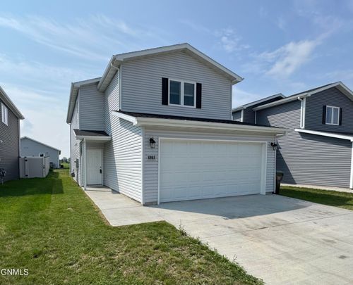 6985 Majestic Loop, Lincoln, ND, 58504-8525 | Card Image