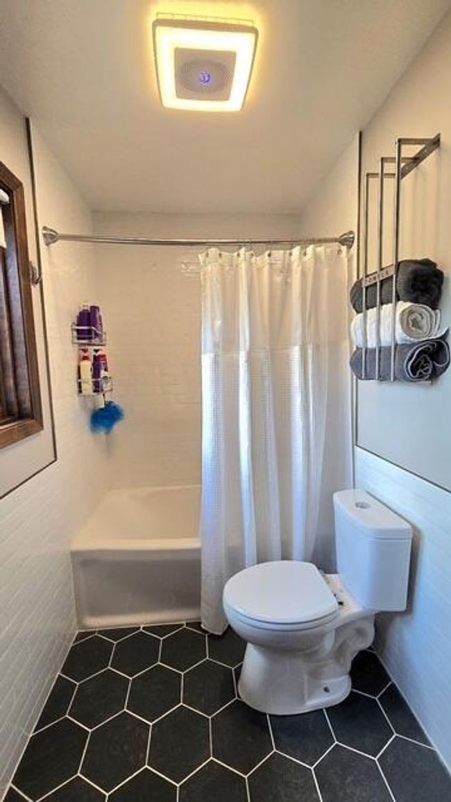 2nd bed bath 2 | Image 25