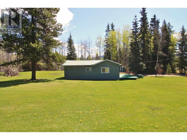 3970 Drive In Rd, House other with 2 bedrooms, 1 bathrooms and null parking in Houston BC | Image 34