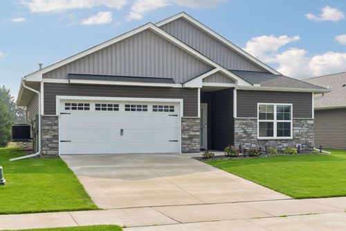 39585 Fawn Ave, North Branch, MN, 55056-6162 | Card Image