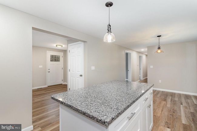 25 York Rd, House other with 3 bedrooms, 2 bathrooms and null parking in YORK HAVEN PA | Image 5