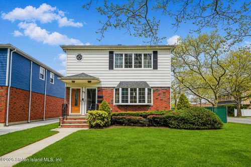93 Reno Ave, Staten Island, NY, 10306-2819 | Card Image