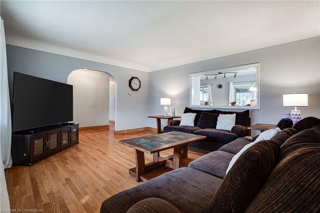 628 Dunn Ave, House other with 4 bedrooms, 2 bathrooms and 5 parking in Hamilton ON | Image 7