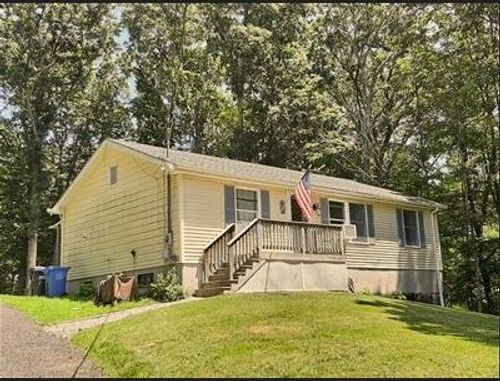 623 Route 32, North Franklin, CT, 06254-1116 | Card Image