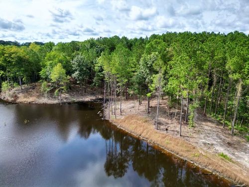 01 Skyline Dr, Poplarville, MS, 39470-9016 | Card Image