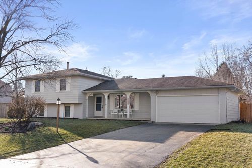 6829 Merwood St, Columbus, OH, 43235-2845 | Card Image