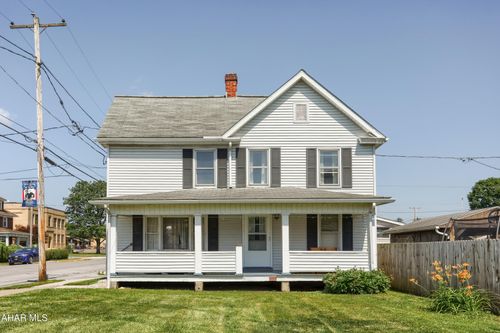 607 Mount Vernon Ave, Huntingdon, PA, 16652-1215 | Card Image