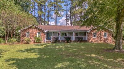 Barney Front of house | Image 1