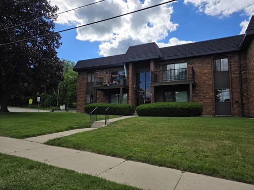 3-9330 W Forest Home Avenue, Greenfield, WI, 53228 | Card Image