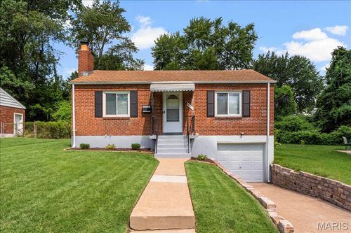 8871 Granada Pl, Saint Louis, MO, 63136-3772 | Card Image